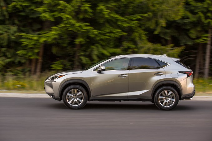 2015 Lexus NX 200t 008