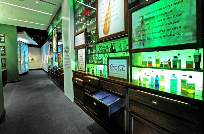 World of Coca-Cola to readers traveling to Atlanta Nick Shell Family Friendly Daddy Blog